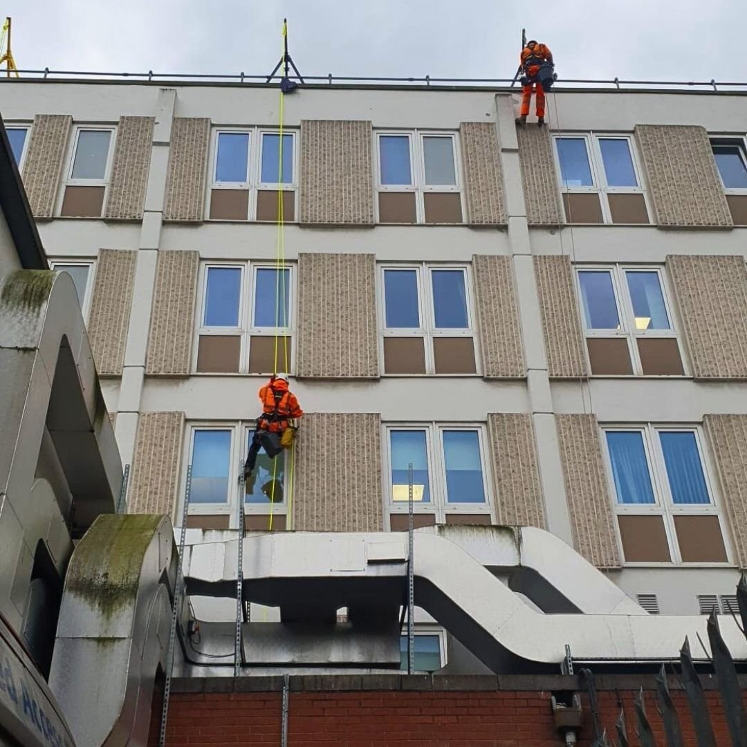 Façade Cleaning